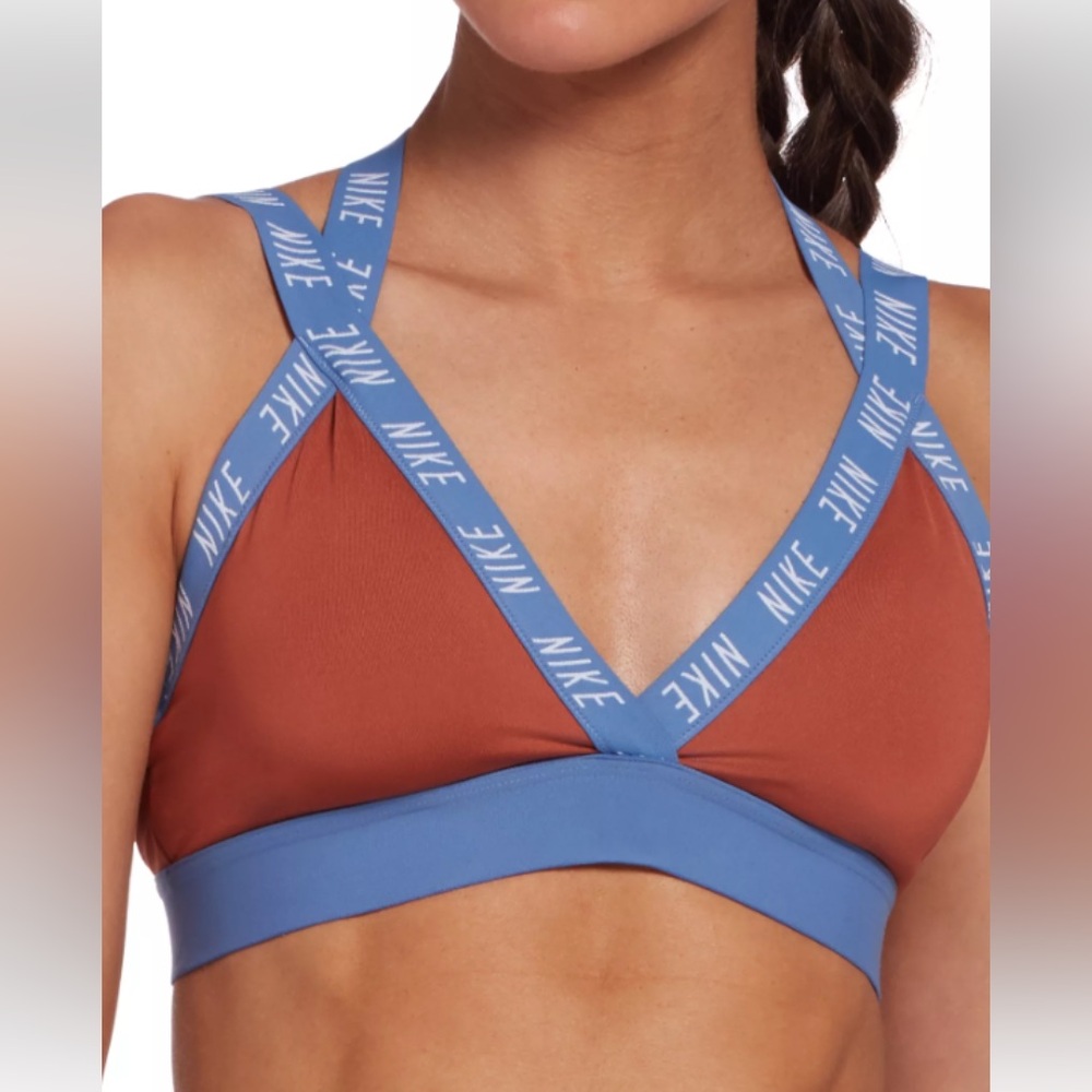 Nike dri fit sports bra low v , cross back cross  straps